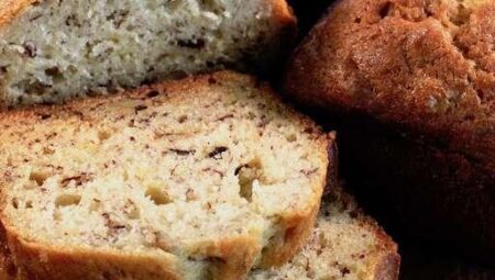 Lower Fat Banana Bread I